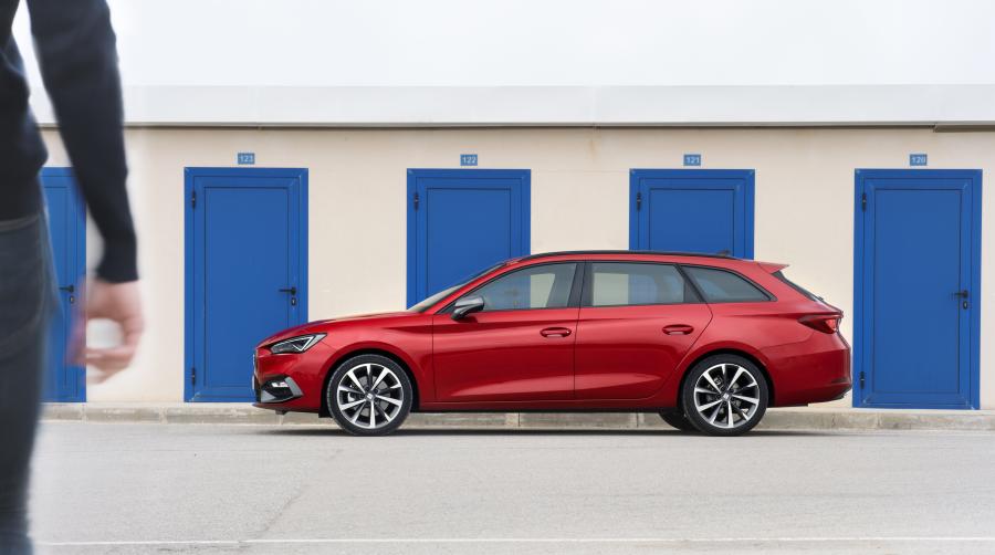  Seat Leon Sportstourer FR 2020 года  (WW) (фото 6 из 29)